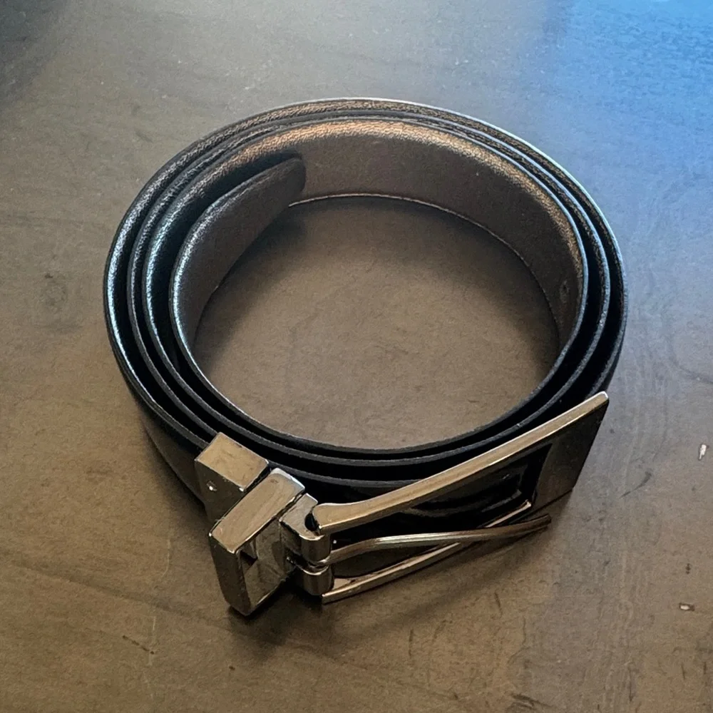 Ted Baker Reversible Black Belt with Silver Buckle